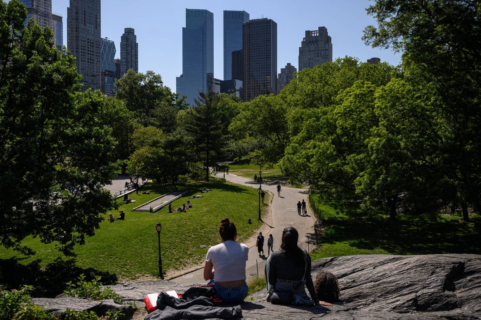 New York Alert, sinking due to rising sea levels and the weight of skyscrapers