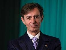 Il direttore Alessandro Tomberli ci racconta l’Enoteca Pinchiorri, tre stelle Michelin e una cantina tra le più famose al mondo. “Aneddoti? Potrei scrivere un libro, ma poi mi toccherebbe girare con la scorta!”