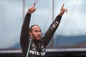 F1, Hamilton: “Me in Ferrari? Just speculation”