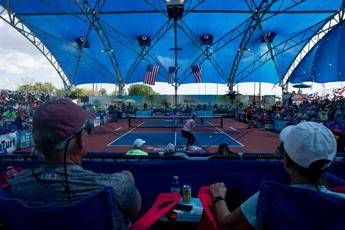 Pickleball challenges padel and lands in Rome: rules, ball and pitch measurements