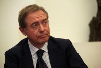 Urso: “Governo al fianco di imprese straniere che puntano su Italia”