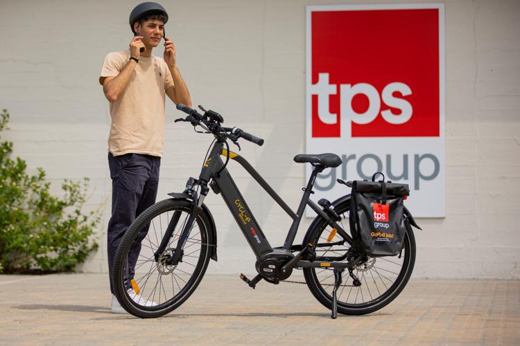 Tps, mobilità green per dipendenti con bike sharing Pirelli