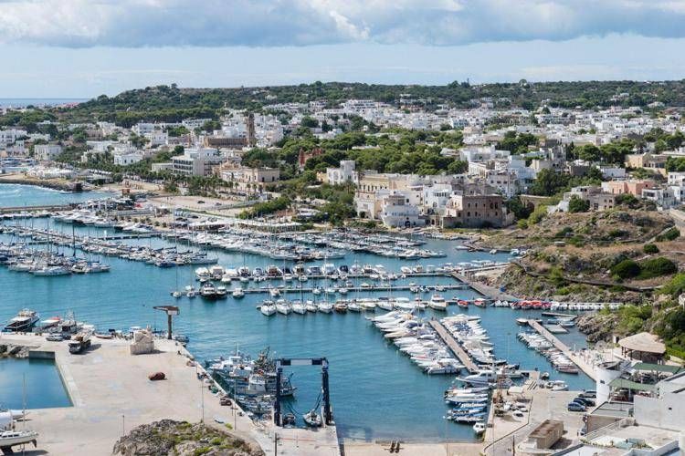 Lo Yacht Club Leuca festeggia i suoi primi 75 anni all’insegna dello sport, della cultura e della mondanità