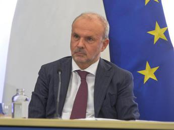 Farmaci, Schillaci :”Ricerca su oncologici importante per cittadini”