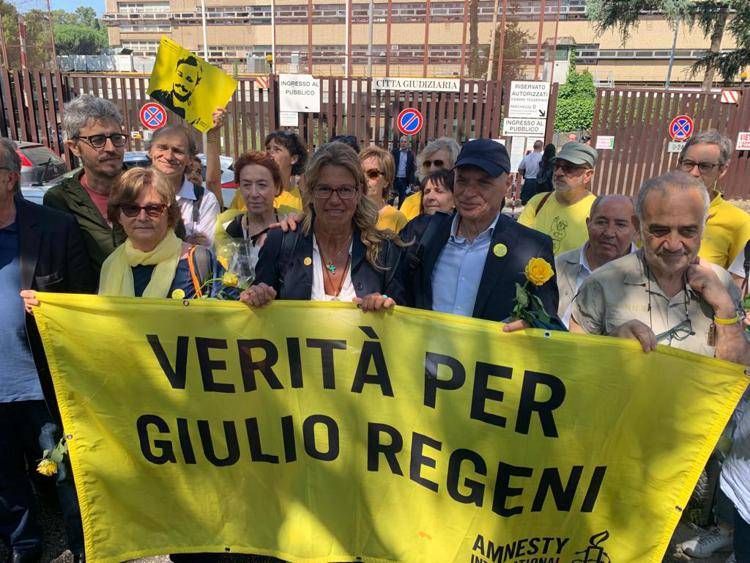 Regeni, gup accoglie richiesta procura di Roma: atti alla Consulta