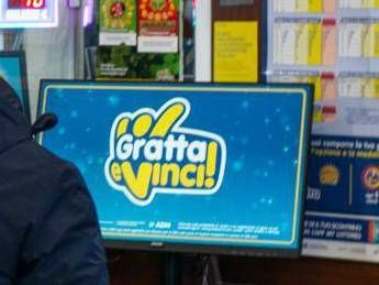 Scratch and Win, centered on a super win of 6 million euros
