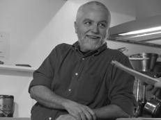 Alessandro Masnaghetti, da storico collaboratore di Veronelli a grande degustatore e critico enologico. Oggi è per tutti “Map Man”