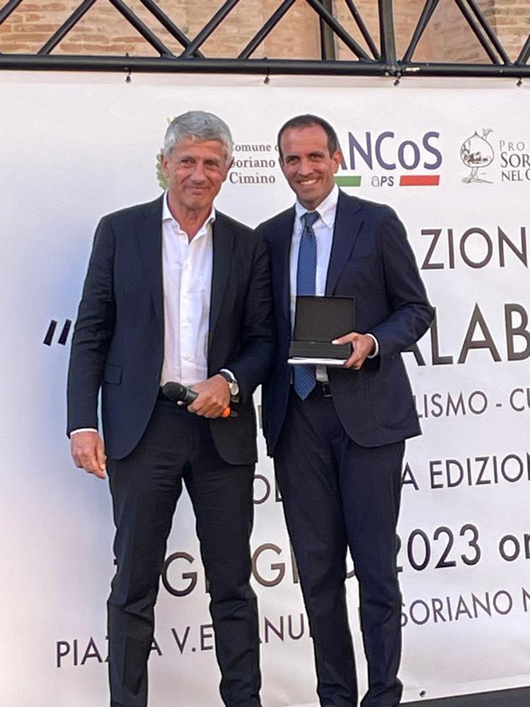 Il premio Pietro Calabrese a Luigi Carraro
