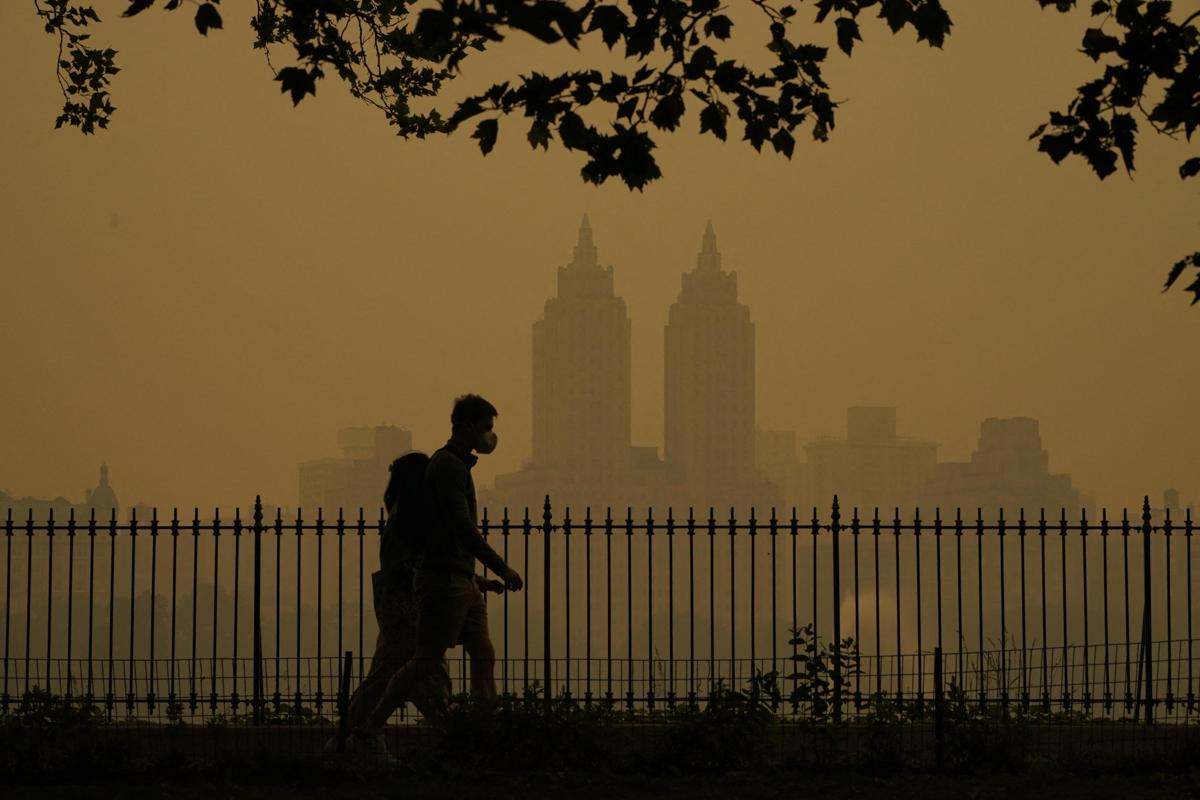 Fumo da incendi in Canada crea crisi dell’aria a New York