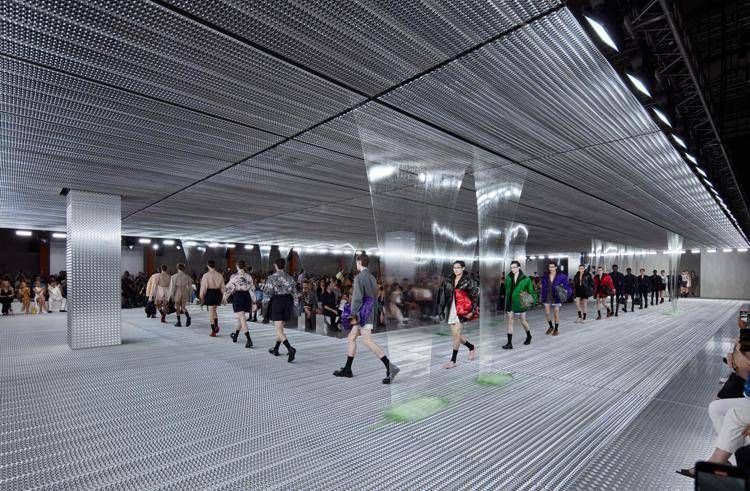L'uscita finale della collezione Prada dedicata al menswear per la primavera-estate 2024