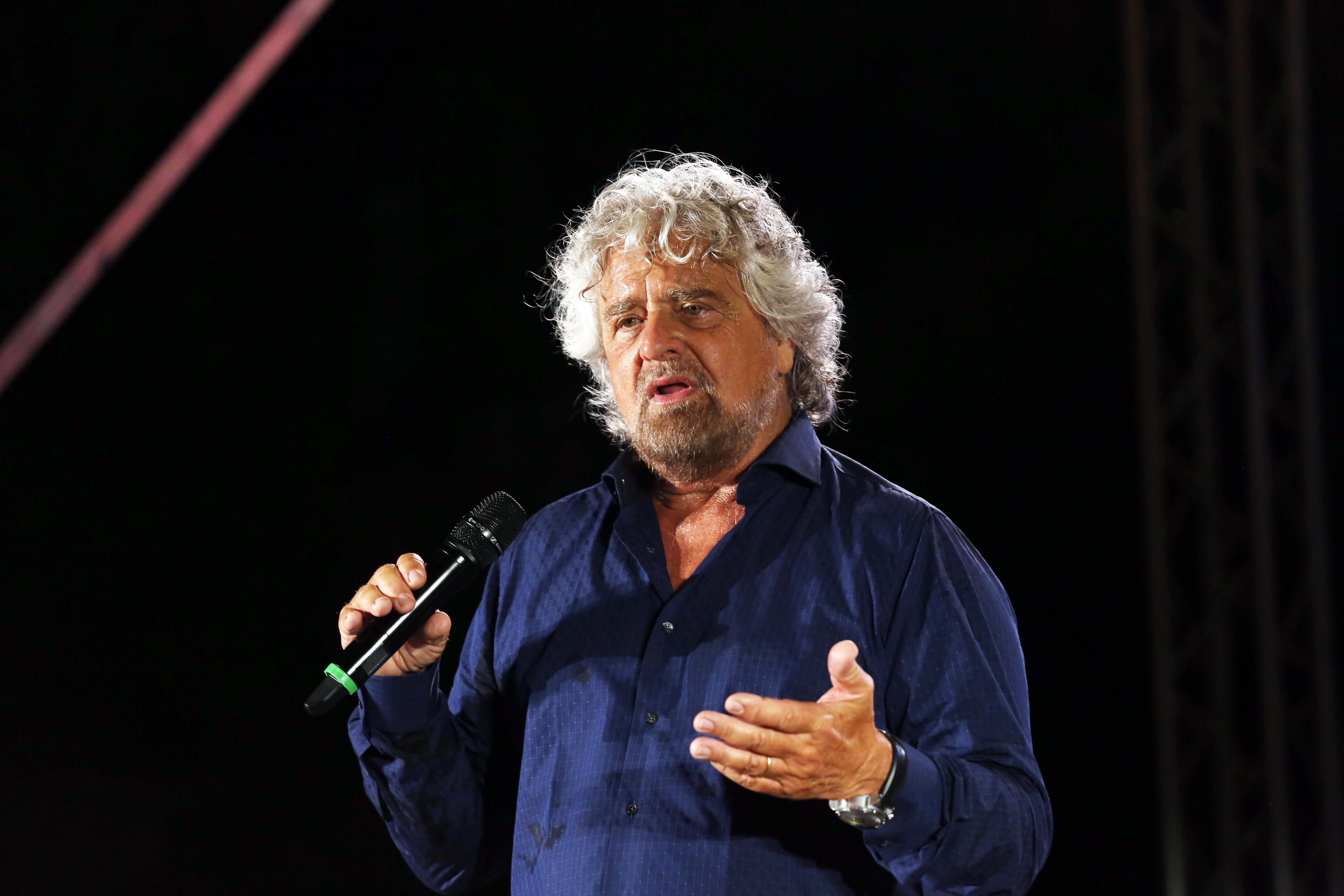 Beppe Grillo: La libertà e la democrazia sono parole che non significano più nulla
