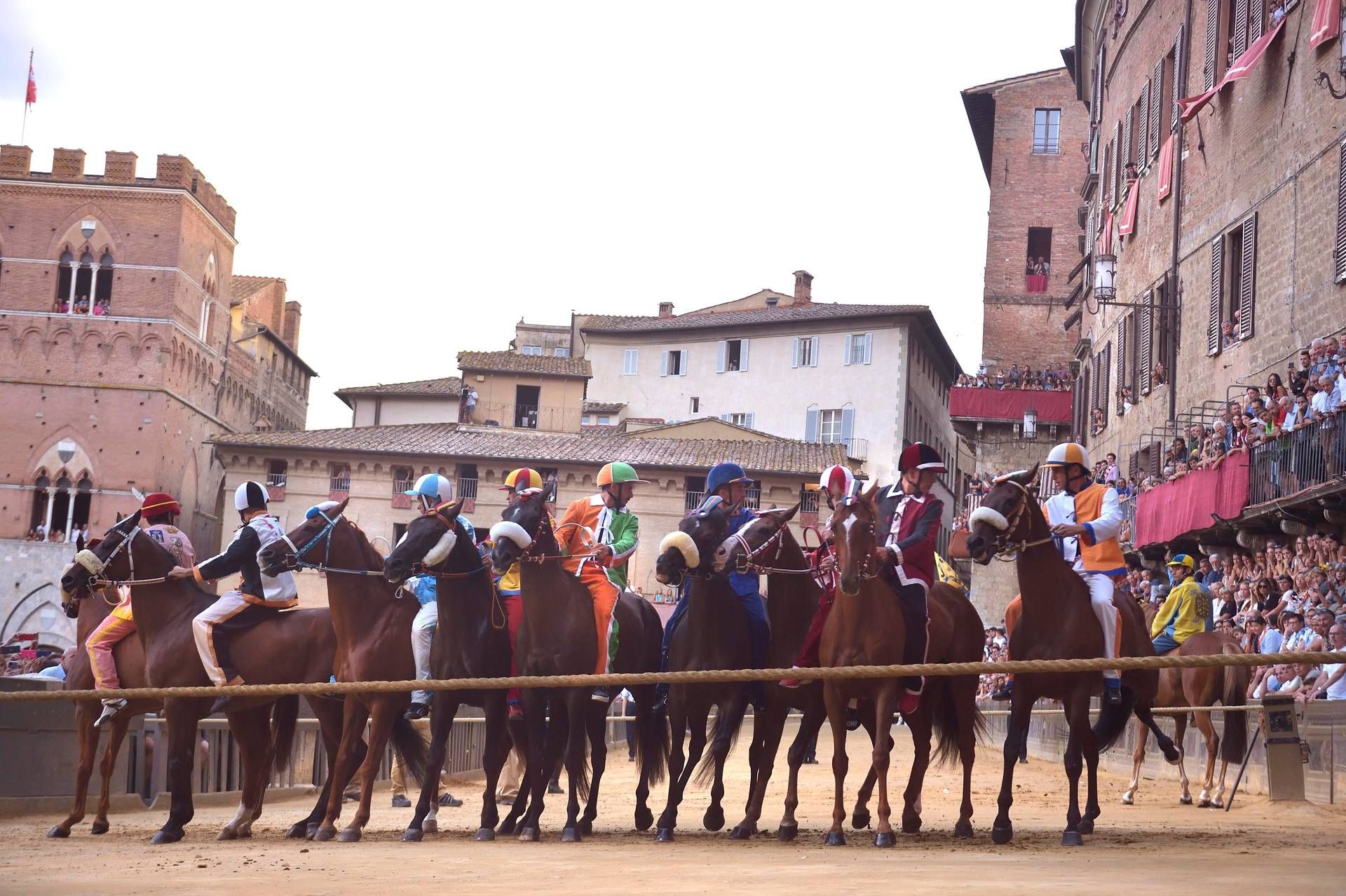 Tv, su La7 torna in esclusiva il Palio di Siena