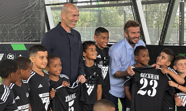 Zidane e Beckham, allenamento per le star del calcio del futuro