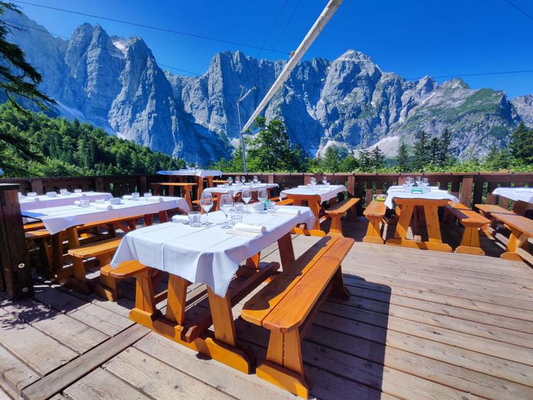 Rifugio Zacchi inaugura la stagione estiva con i Pranzi Gourmet in rifugio, sei appuntamenti con la cucina d’autore