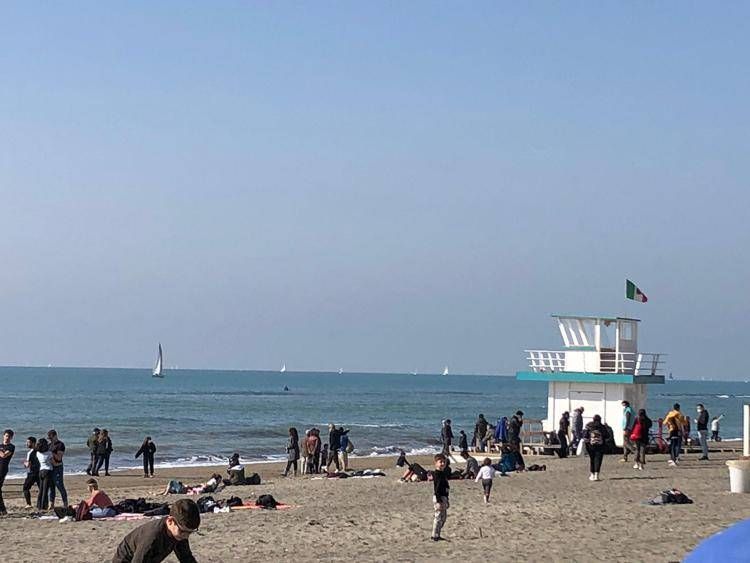 Fiaccolata 'Giustizia x Ostia', 'comunità costretta a subire commissariamento'