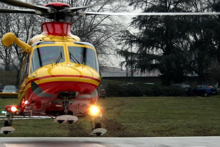 Un elicottero per il soccorso - (Fotogramma)