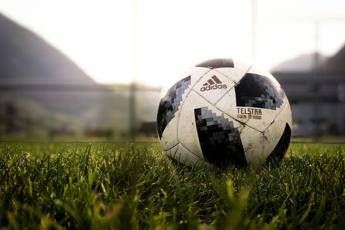 Football and sustainability, the English answer to Arab money
