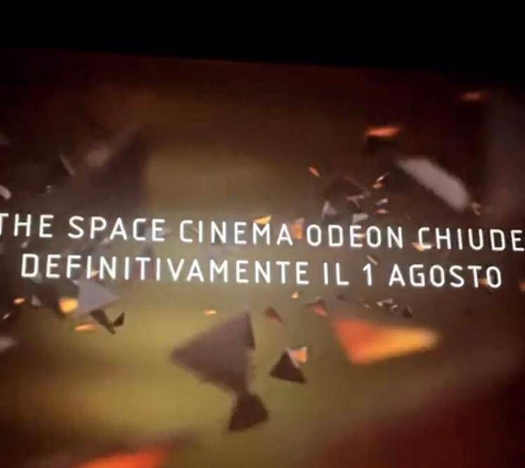 alternate text