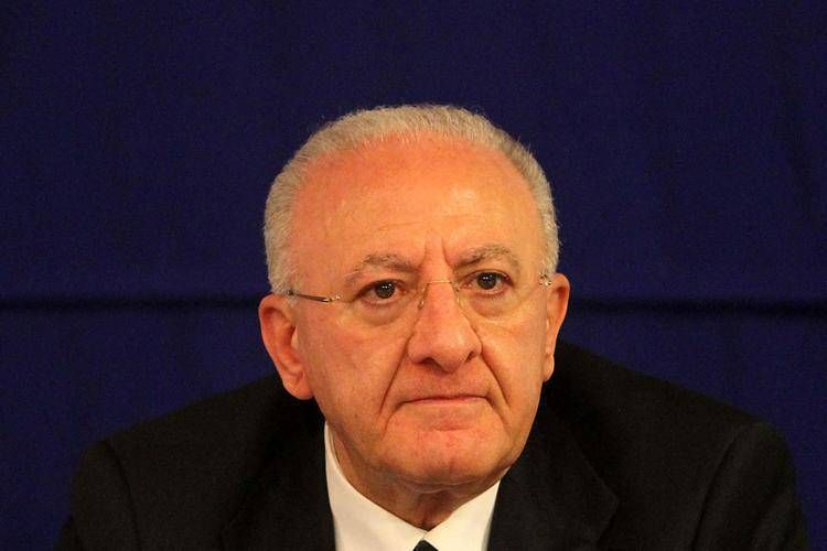 vincenzodeluca governatore campano repertorio fg