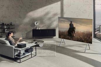 LG lancia il primo TV completamente senza fili