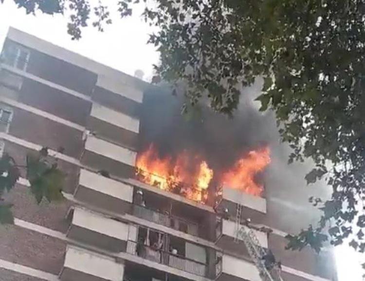Parigi, brucia palazzo a l'Ile-Saint-Denis: 3 morti tra cui una 13enne