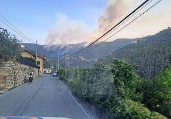Sanremo fire, the woods of Verezzo and the Argentina Valley are on fire