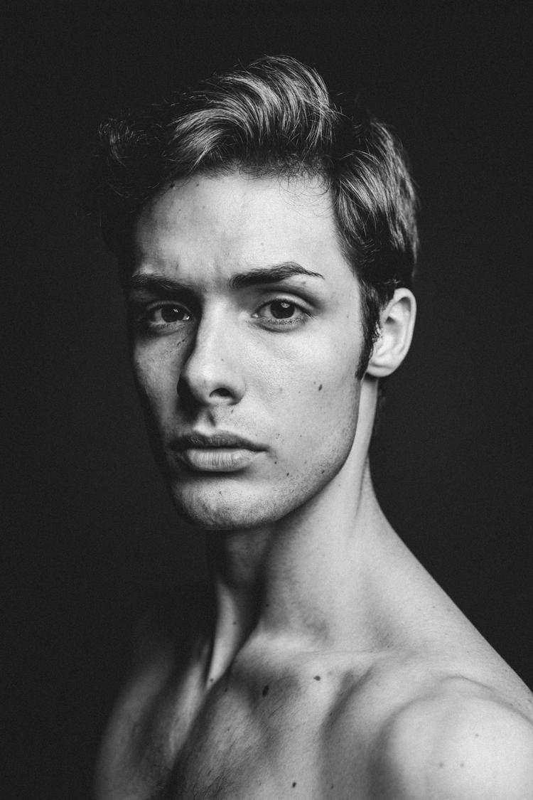 Jacopo Tissi primo ballerino  Het National Ballet - (foto Elen Pavlova)