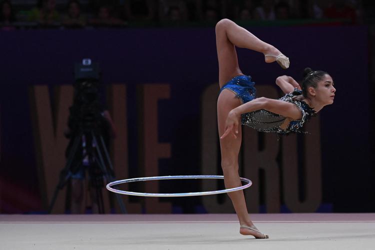 Ginnastica ritmica, Sofia Raffaeli argento al cerchio ai mondiali di Valencia