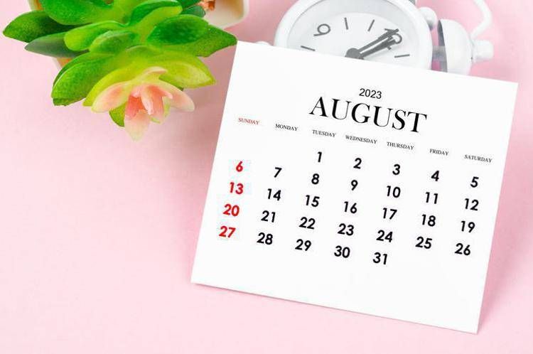 Un calendario ()