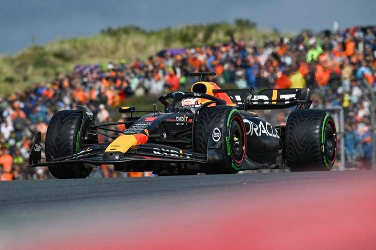 F1 Gp Usa 2023, Verstappen vince la Sprint, terzo Leclerc
