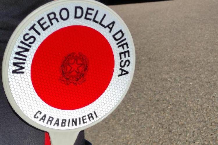 Incidente a Giarre, con scooter contro palo della luce: morto 17enne