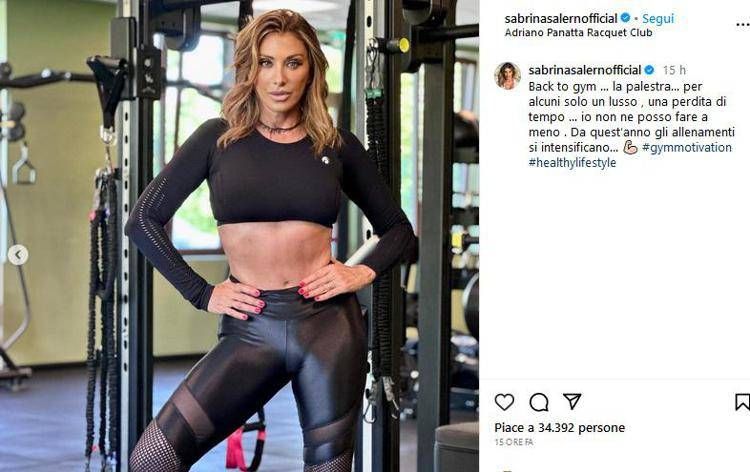 Sabrina Salerno in palestra, gli scatti dividono i followers