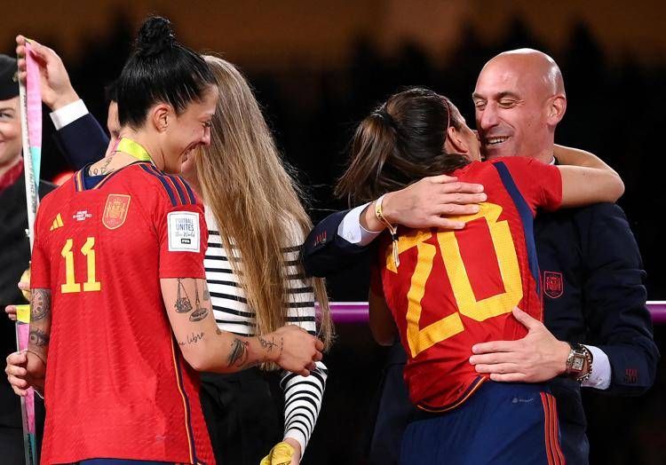 Il bacio di Rubiales (Afp)
