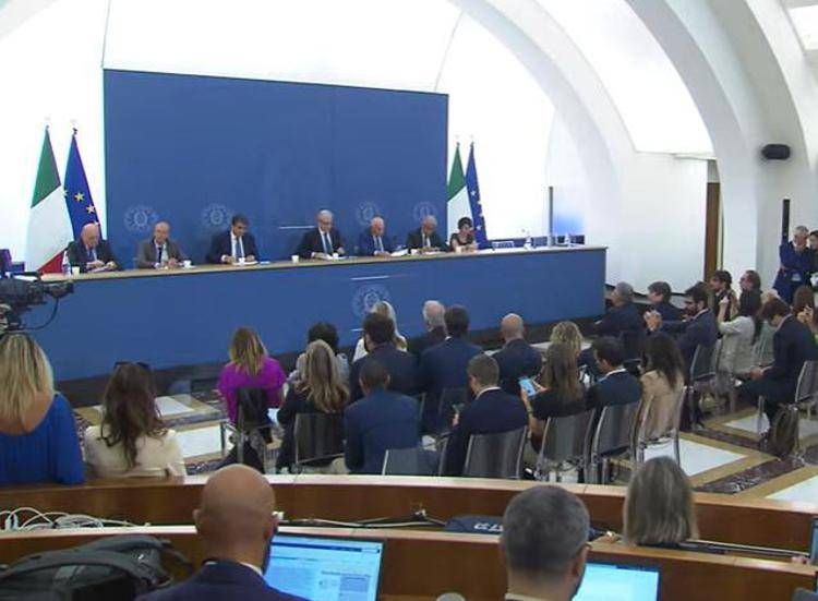 Decreto Caivano, ok Cdm a nuove misure. Daspo urbano già dai 14 anni
