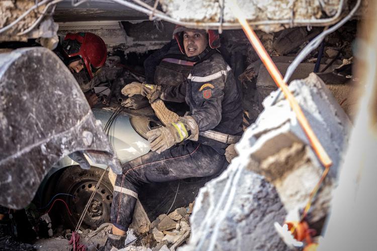 Soccorsi in Marocco dopo il terremoto - Afp