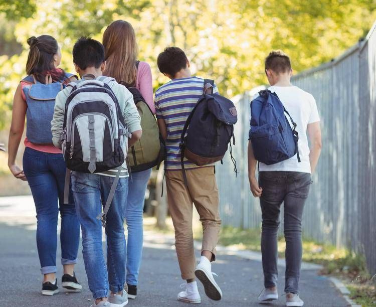 Adolescenti a scuola