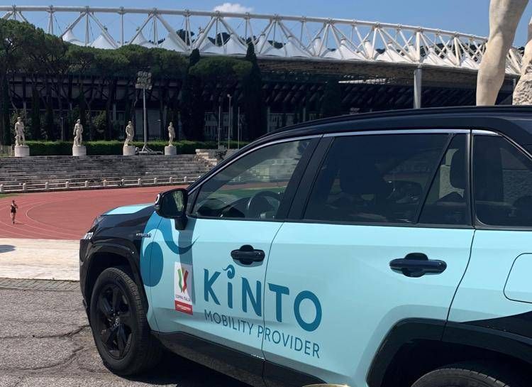 Toyota lancia Kinto Flex, noleggio mensile con una formula 'semplice'
