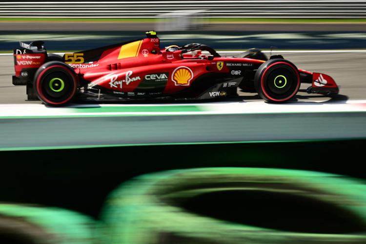 La Ferrari di Sainz - (Afp)