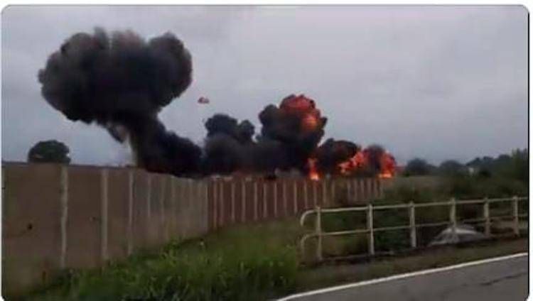 Aereo Frecce Tricolori precipitato, cosa è successo: ipotesi bird strike