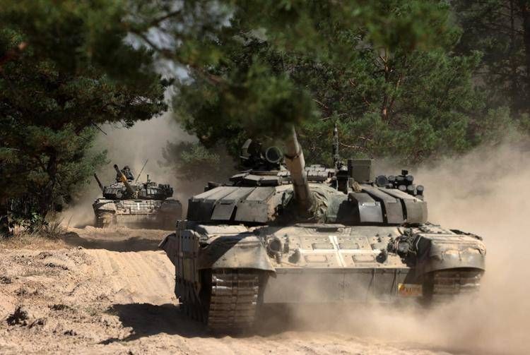 Carro armato ucraino - (Afp)