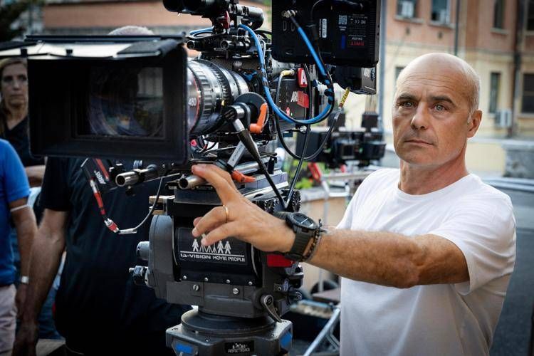 Ciak per 'La casa degli sguardi', esordio di Zingaretti alla regia cinematografica