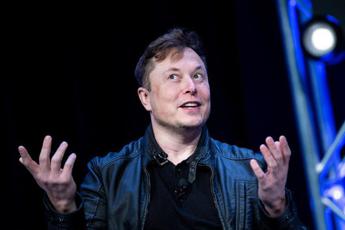 L’ultima idea di Elon Musk: X a pagamento per tutti