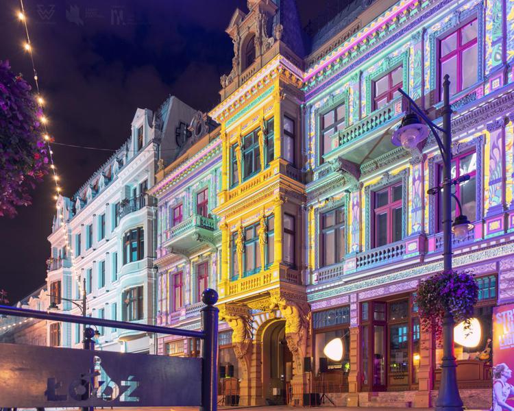 Turismo, Lodz si illumina di colori con il Festival delle luci più grande della Polonia