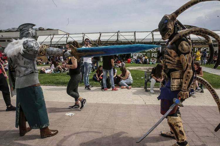 Due ragazzi 'cosplay' (Fotogramma/Ipa)