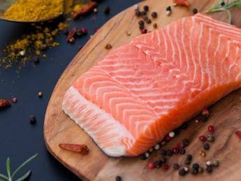 3D printed fish and synthetic meat at the table, what the expert says