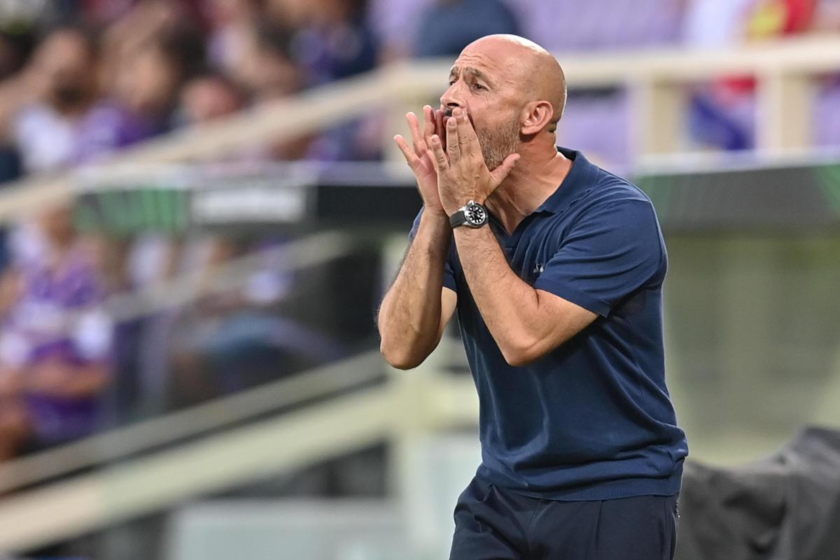 Fiorentina-Cagliari 3-0, viola terzi con Juve e Napoli