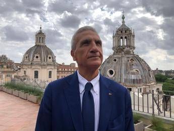 Ciocchetti (Fdi), ‘c’è richiesta informazioni sulla pericolosità sigaretta classica’