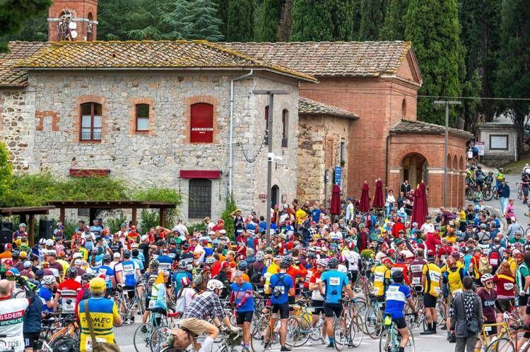 L'Eroica 2023, quest'anno ci sono i grandi ex come Saronni, Bugno e Baronchelli