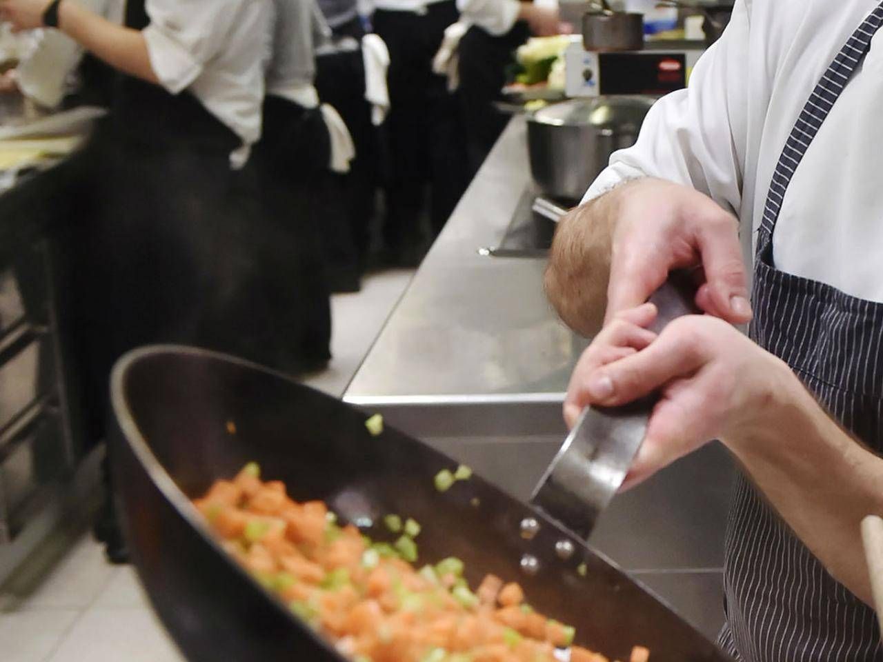 Health, gourmet dishes from the chef for chronic intestinal diseases