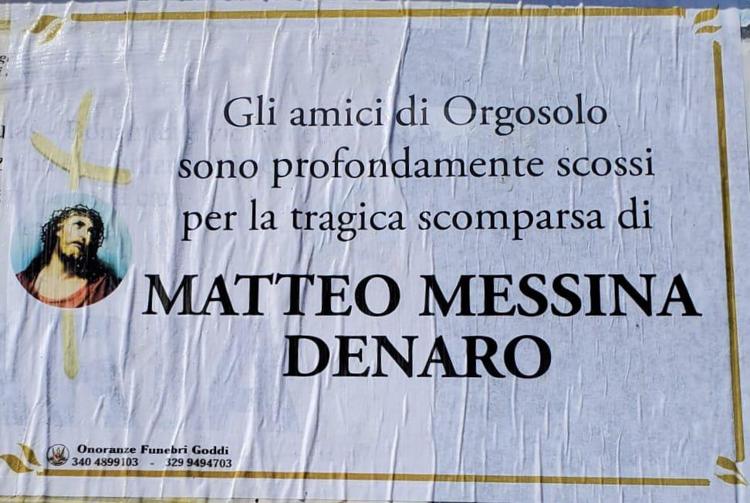 Uno dei manifesti funebri per Matteo Messina Deanaro apparsi a Orgosolo, in Sardegna - Adnkronos